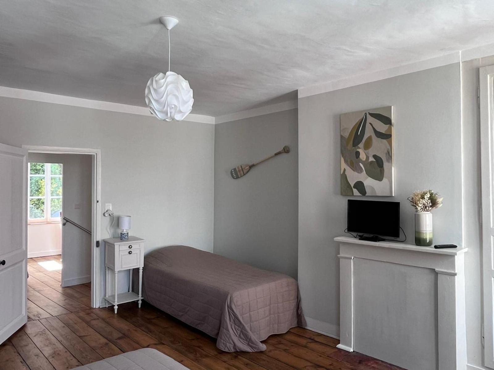 Maison De Les Coulonneux Hébergement de vacances *